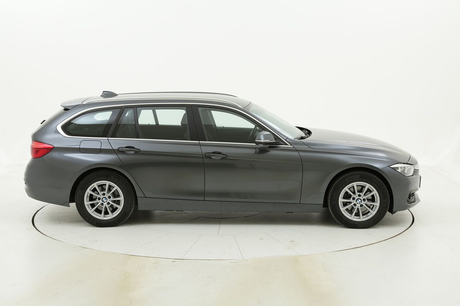 BMW Serie 3 320d xDrive Touring Business Advantage aut. usata del 2018 con 80.690 km