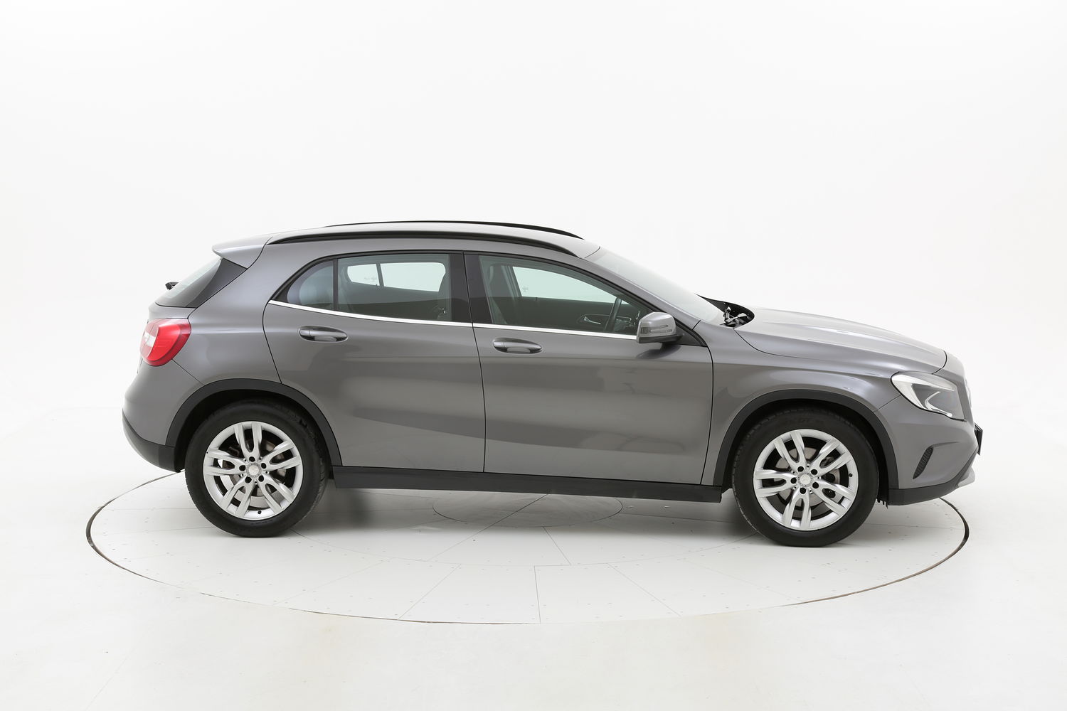 Mercedes GLA usata del 2015 con 77.991 km