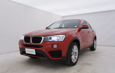 BMW X4 Visione frontale Visione frontale di BMW X4