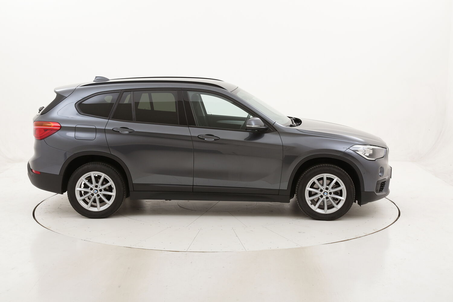 BMW X1 18d sDrive Advantage usata del 2017 con 57.271 km