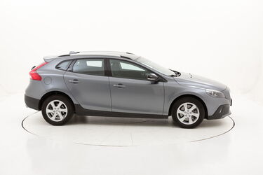 Volvo V40 Cross Country D3 Business usata del 2017 con 63.904 km