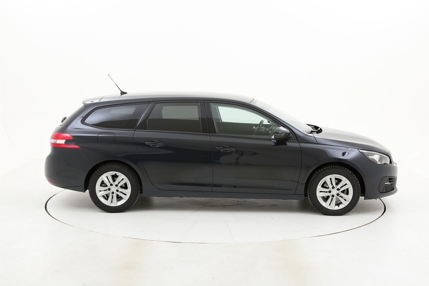 Peugeot 308 usata del 2018 con 18.946 km