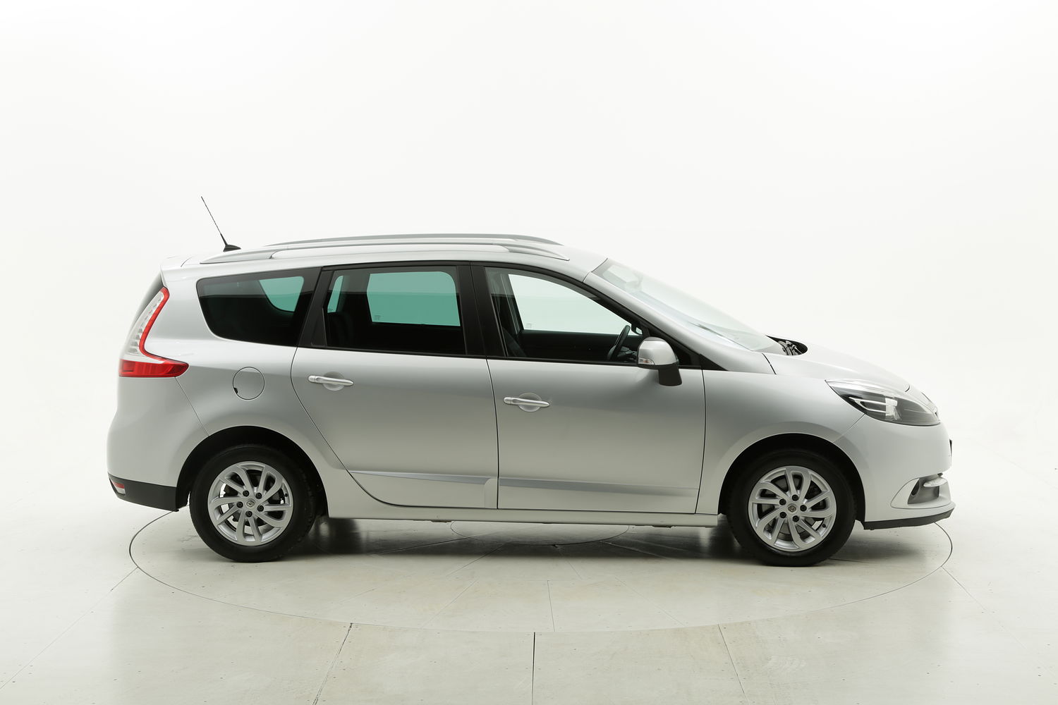 Renault Scénic usata del 2014 con 76.387 km