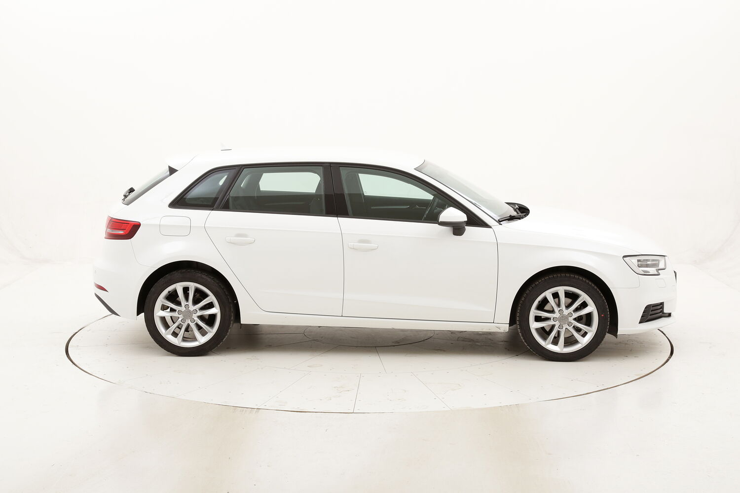 Audi A3 SPB Business S tronic usata del 2018 con 77.359 km