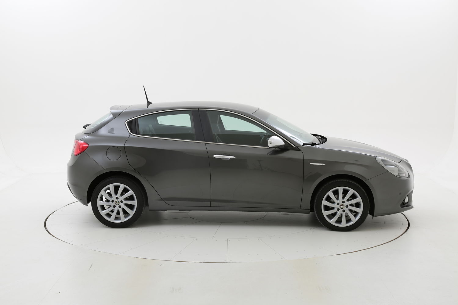 Alfa Romeo Giulietta usata del 2015 con 105.772 km