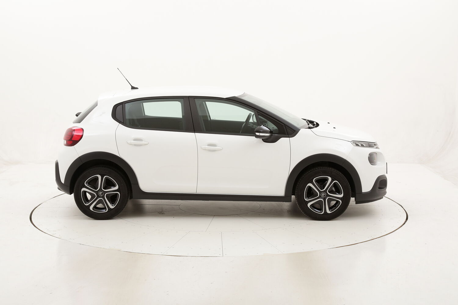 Citroen C3 Feel usata del 2018 con 16.409 km
