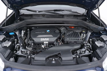 BMW X1 Vano motore Vano motore di BMW X1
