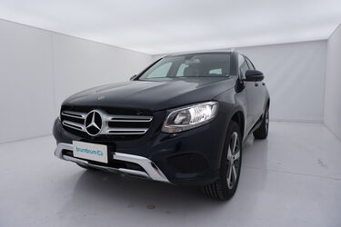 Mercedes GLC Visione frontale Visione frontale di Mercedes GLC