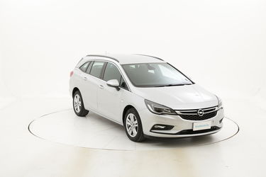 Opel Astra usata del 2017 con 67.597 km