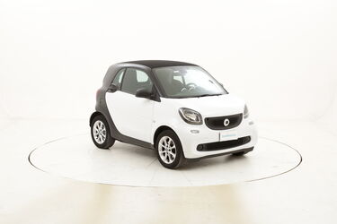 Smart Fortwo Youngster twinamic usata del 2017 con 72.404 km
