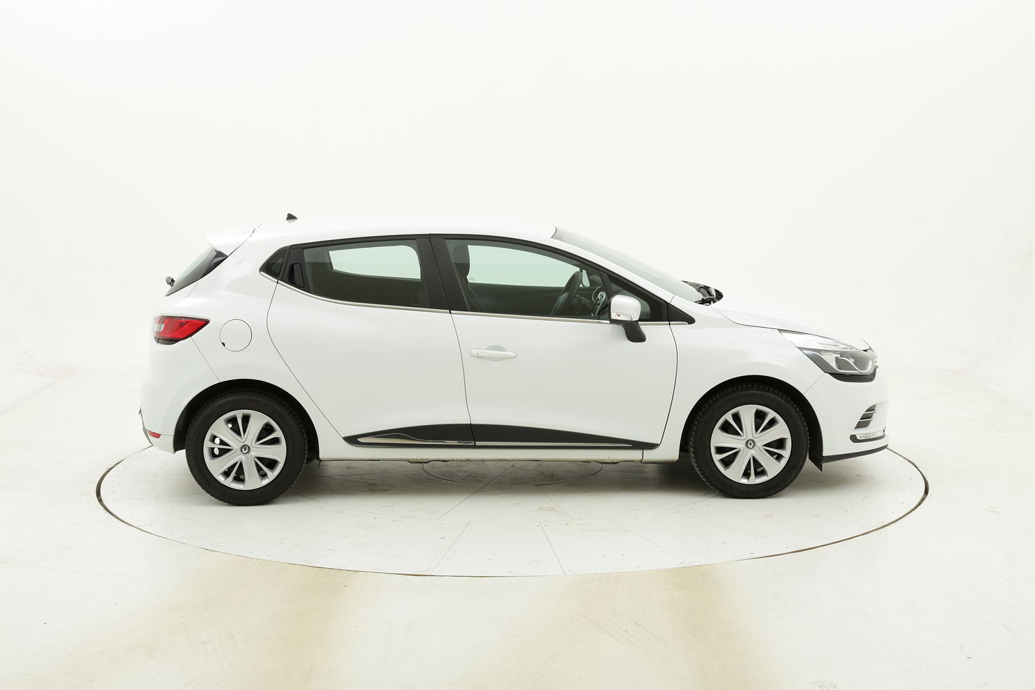 Renault Clio Energy Zen usata del 2017 con 109.801 km