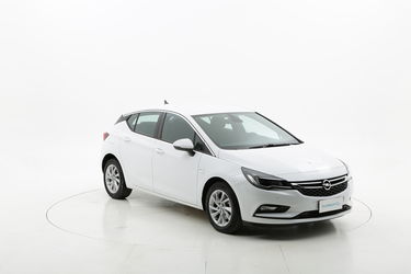 Opel Astra usata del 2019 con 17.754 km