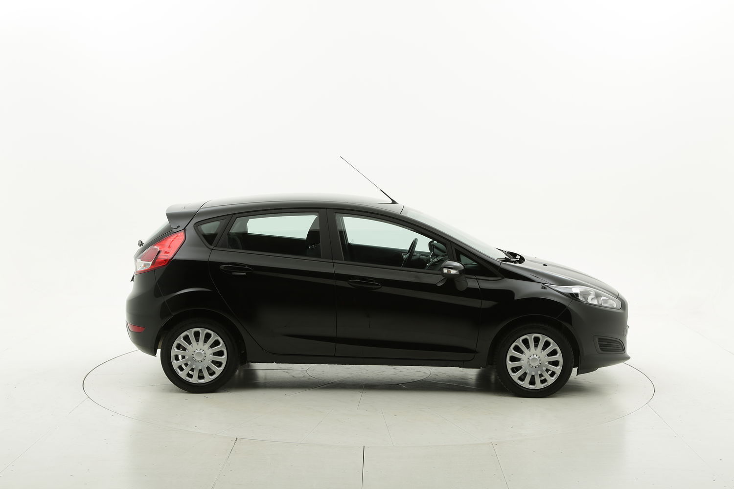 Ford Fiesta usata del 2016 con 28.550 km