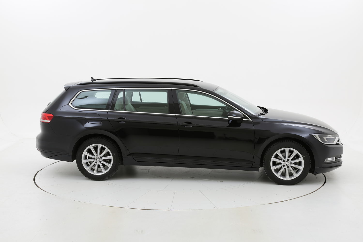 Volkswagen Passat usata del 2016 con 96.270 km