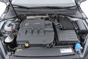Vano motore di Volkswagen Golf