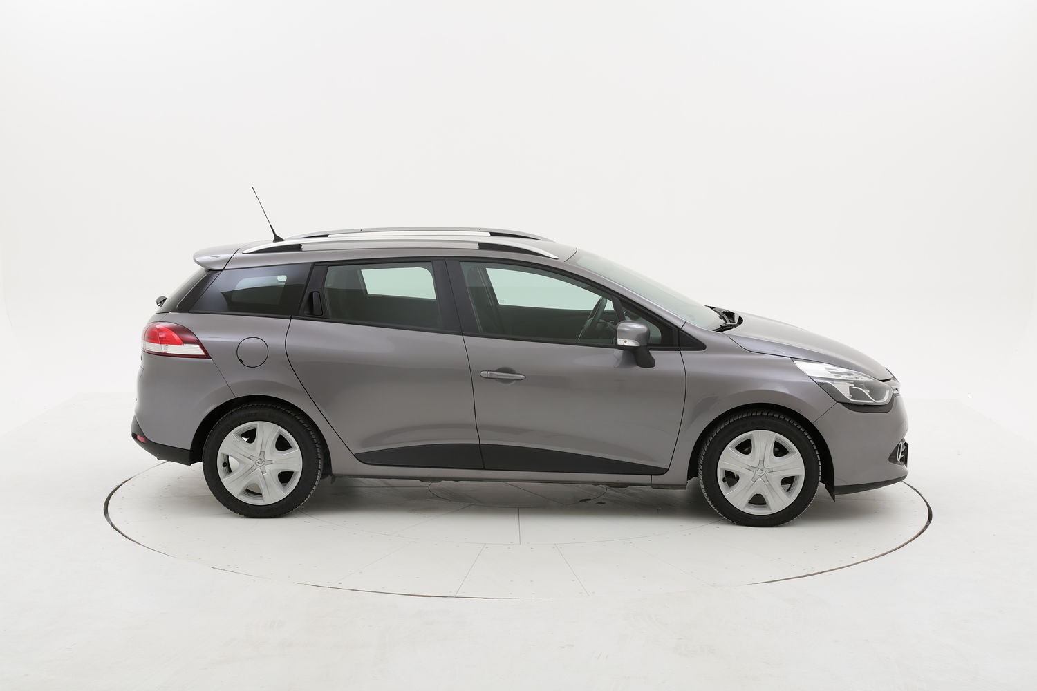 Renault Clio usata del 2015 con 129.989 km