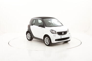 Smart Fortwo Youngster twinamic usata del 2017 con 14.897 km