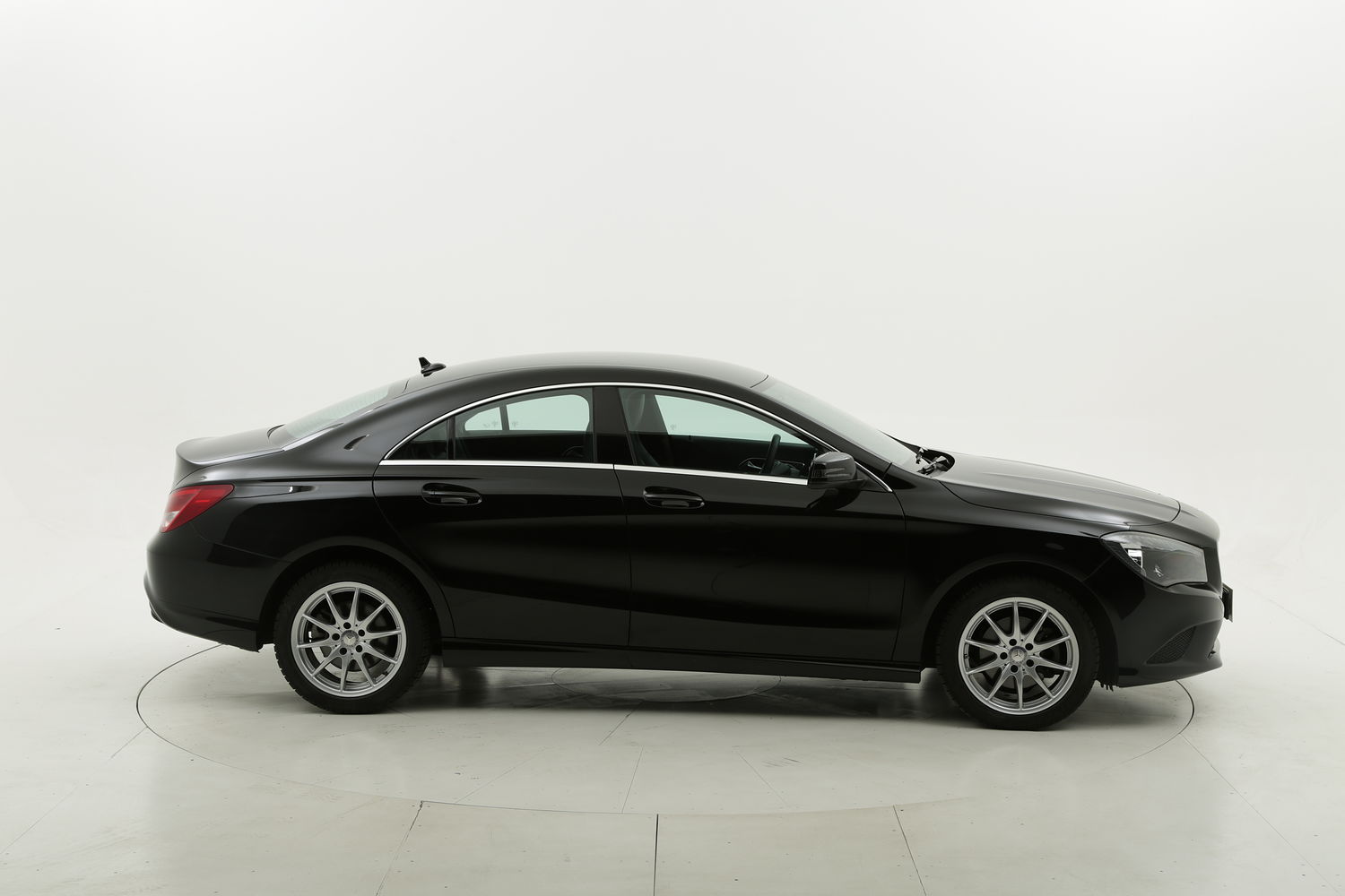 Mercedes CLA usata del 2015 con 23.565 km