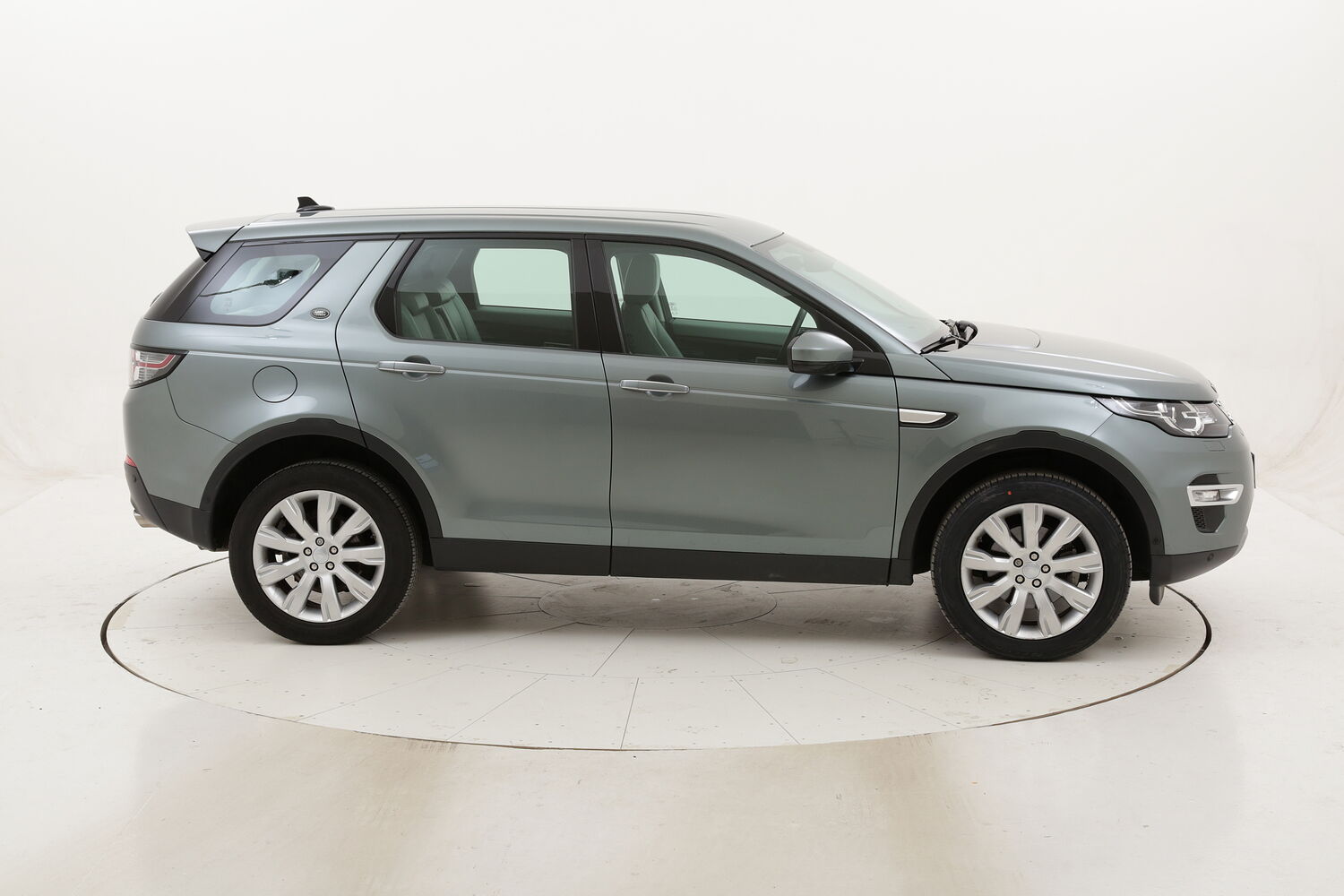 Land Rover Discovery Sport Luxury HSE aut. usata del 2016 con 79.398 km