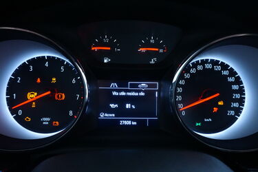 Interni di Opel Astra