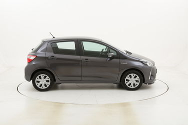 Toyota Yaris Hybrid Business usata del 2018 con 30.992 km