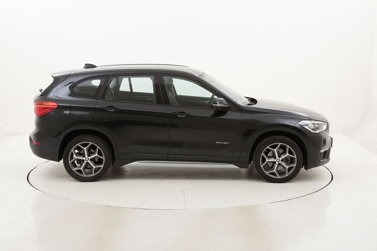 BMW X1 18d xDrive xLine usata del 2016 con 61.425 km