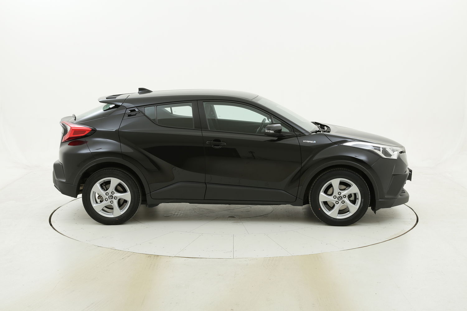 Toyota C-HR usata del 2018 con 28.223 km