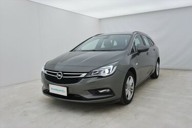 Opel Astra Visione frontale Visione frontale di Opel Astra