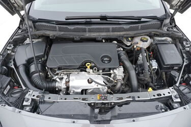 Opel Astra Vano motore Vano motore di Opel Astra