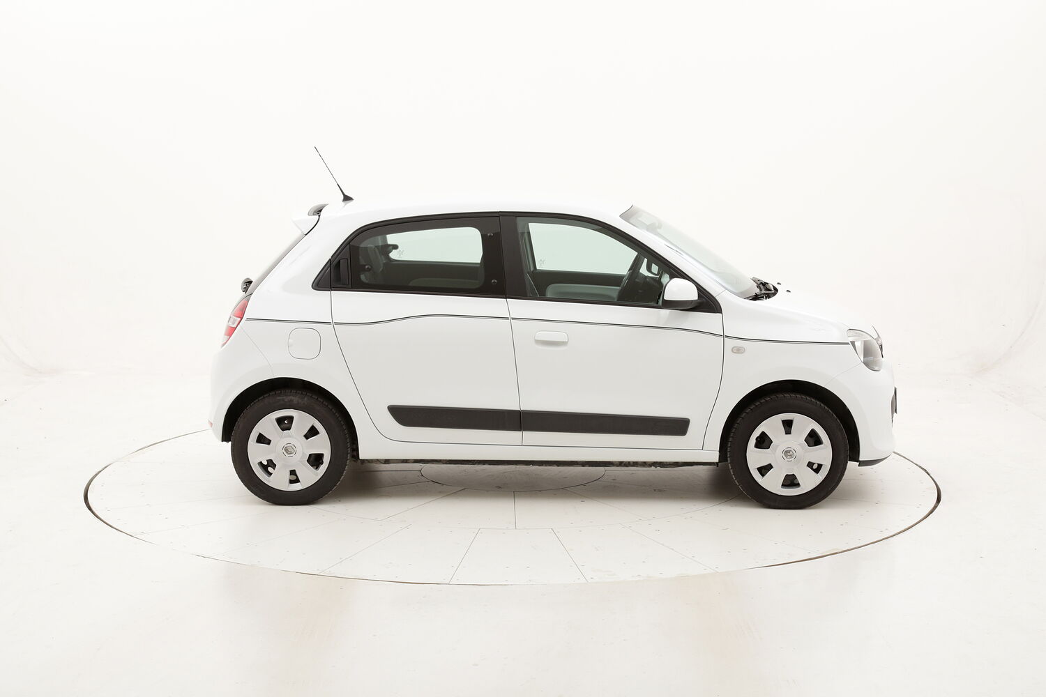 Renault Twingo Zen usata del 2016 con 83.430 km