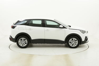 Peugeot 3008 Business usata del 2018 con 30.458 km