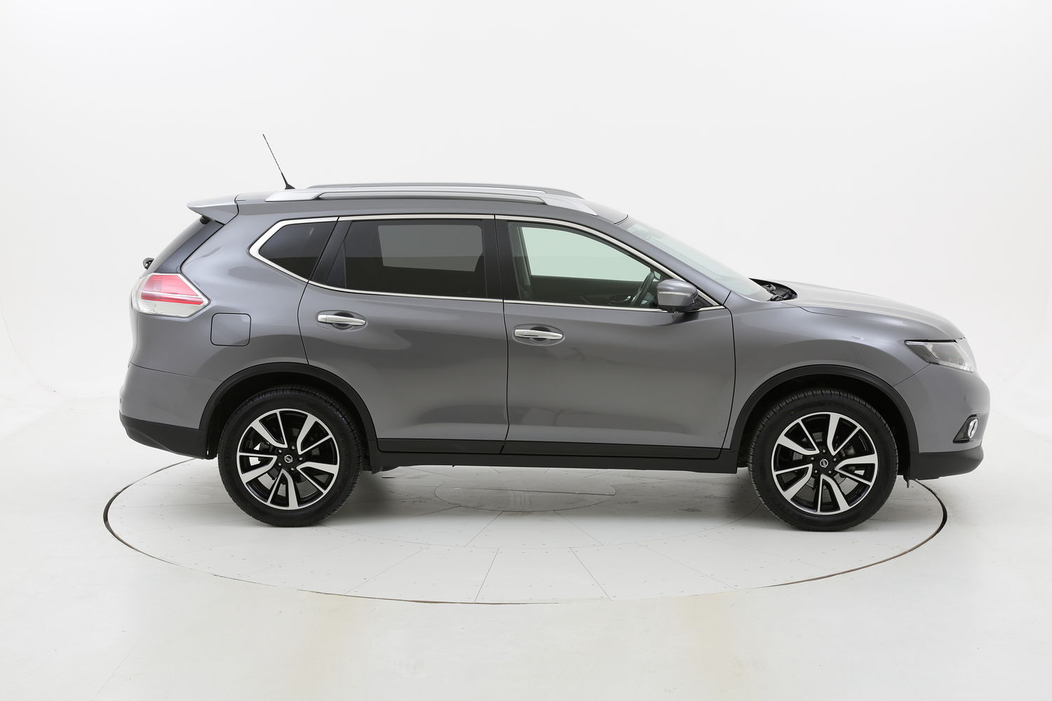 Nissan X-Trail usata del 2016 con 48.132 km