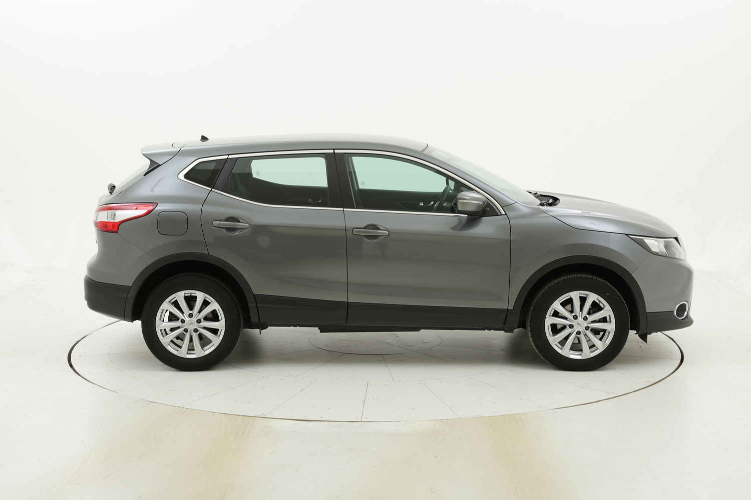 Nissan Qashqai Acenta 2WD usata del 2014 con 103.574 km