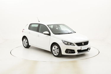 Peugeot 308 Business usata del 2017 con 98.094 km