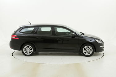 Peugeot 308 usata del 2016 con 82.422 km