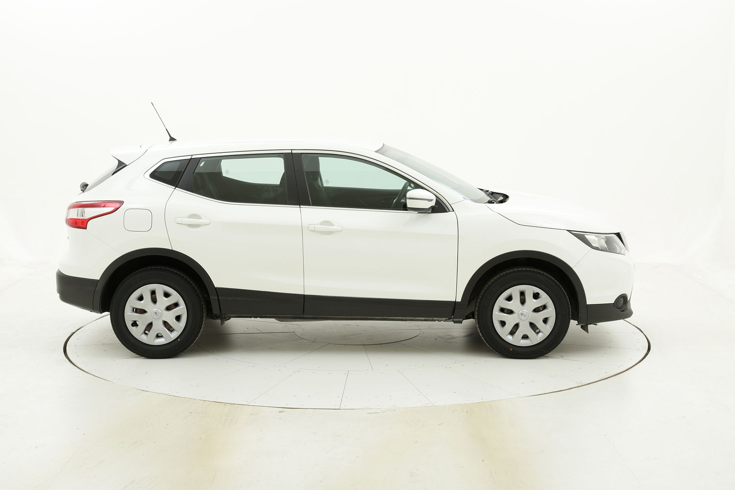 Nissan Qashqai Visia usata del 2015 con 44.770 km