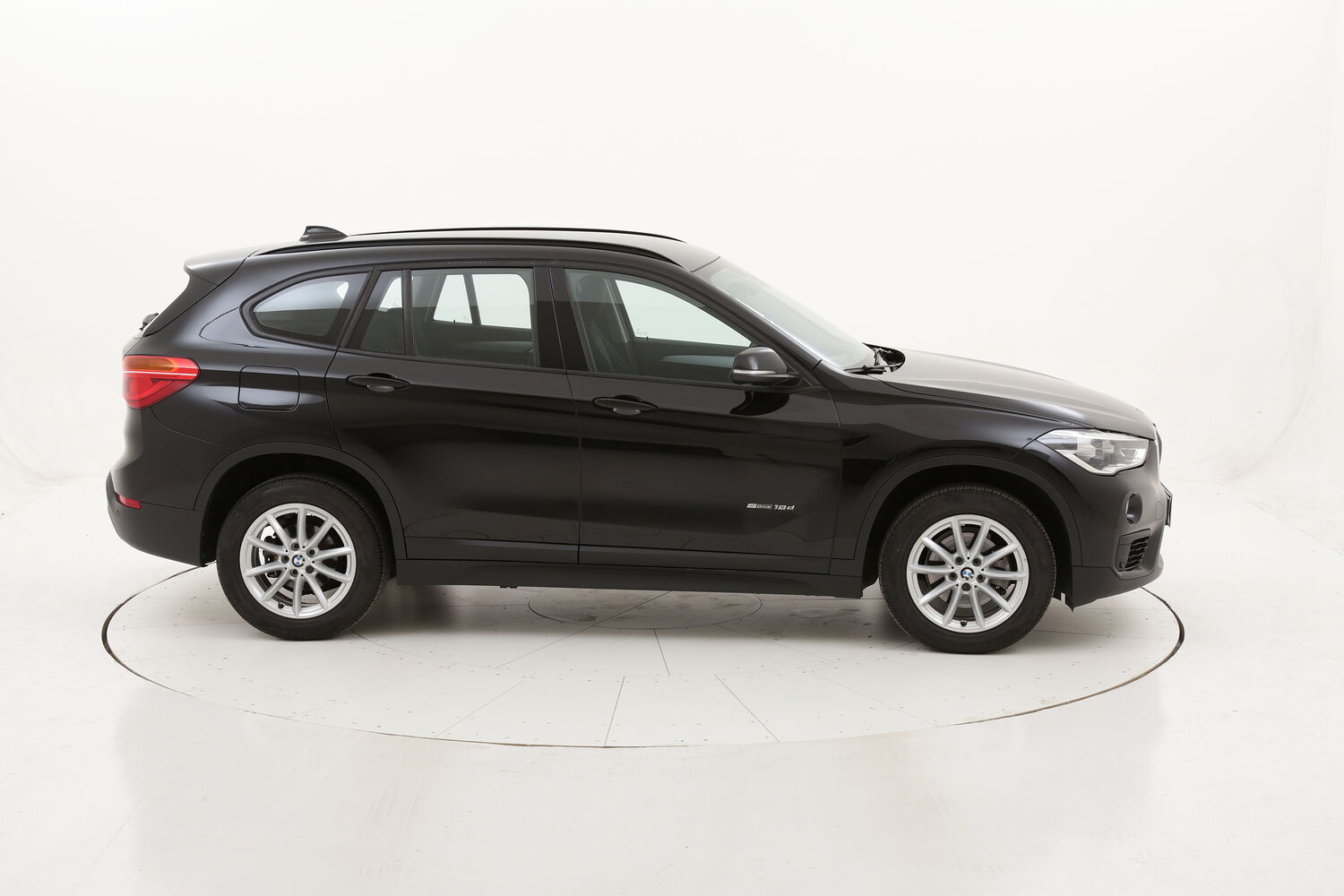 BMW X1 18d sDrive Business Aut. usata del 2017 con 26.109 km