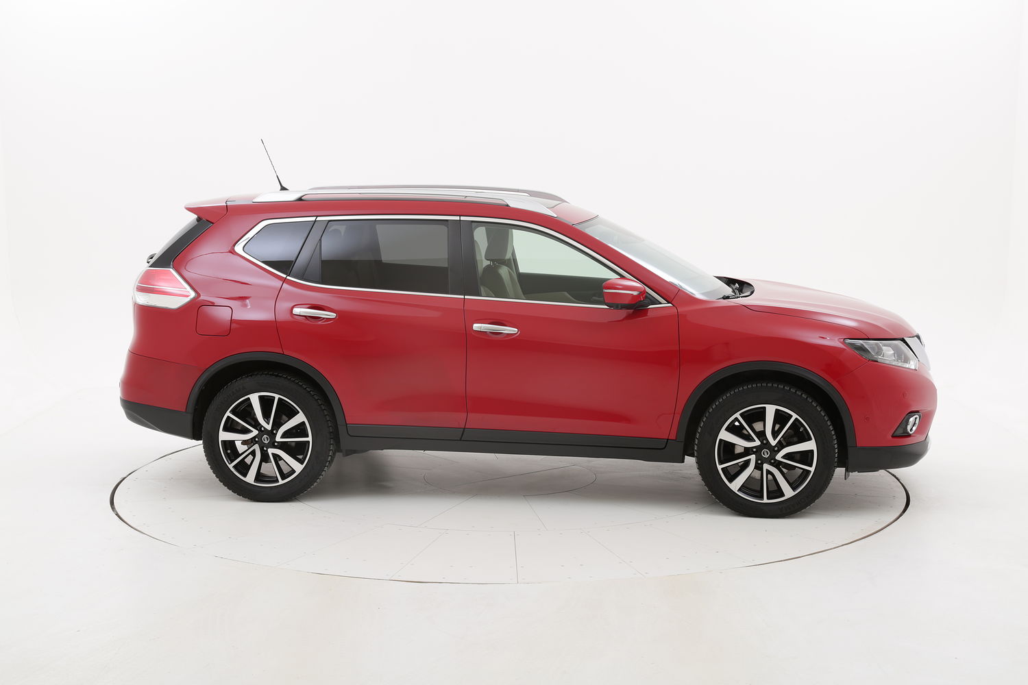 Nissan X-Trail usata del 2015 con 47.017 km