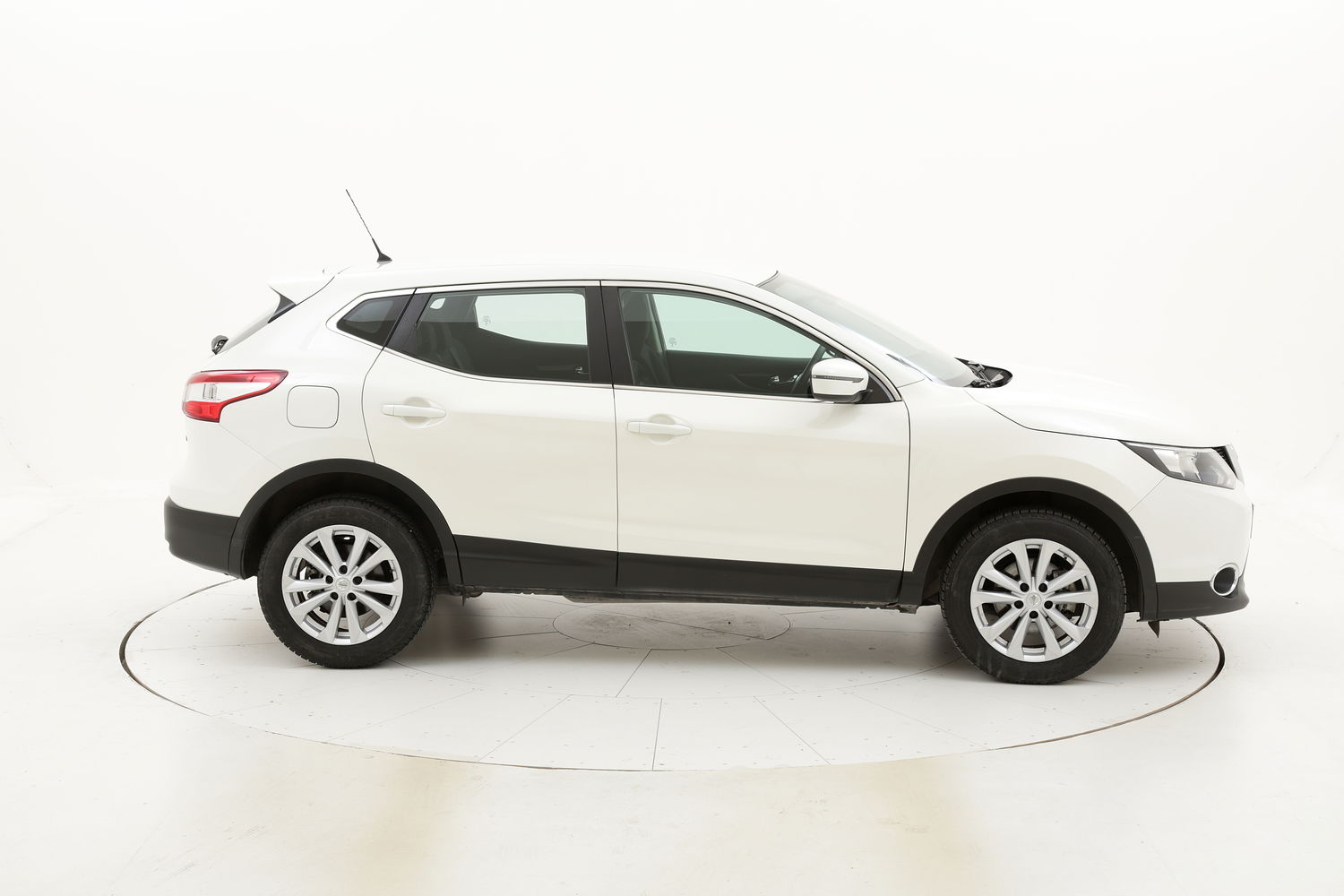 Nissan Qashqai usata del 2016 con 86.085 km