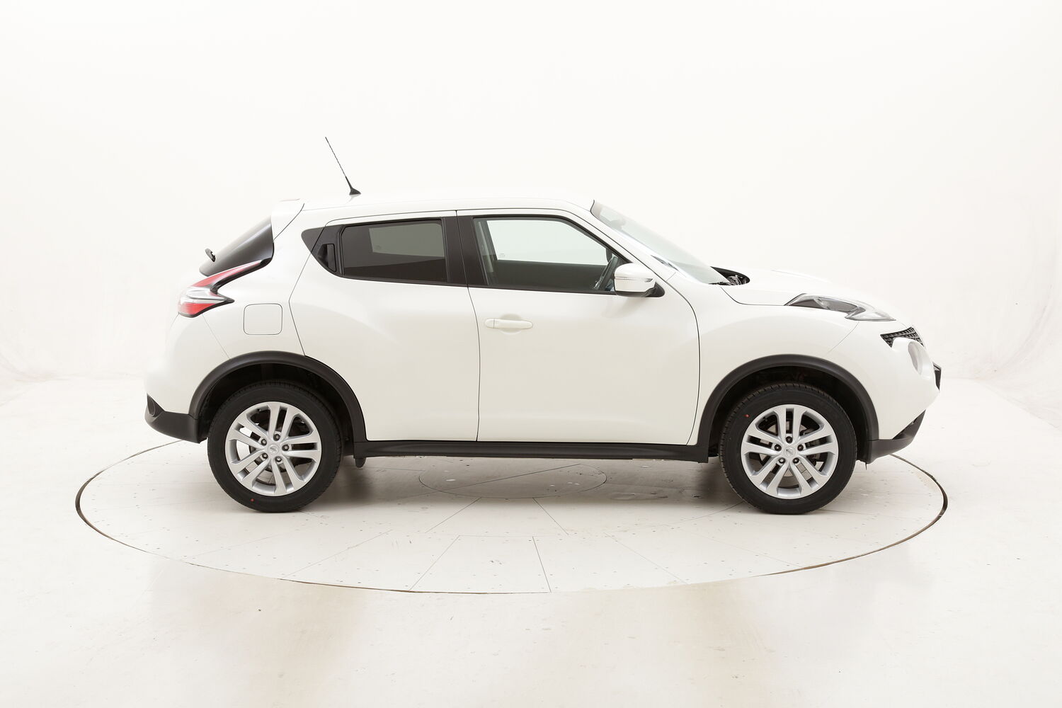 Nissan Juke GPL Eco Acenta usata del 2017 con 59.717 km