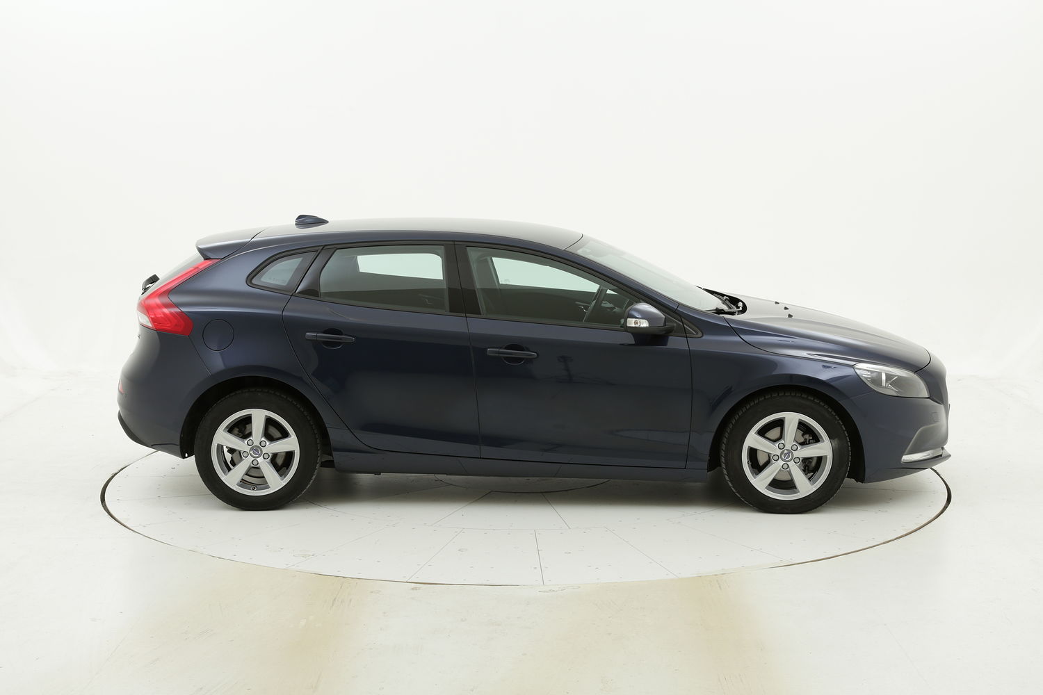 Volvo V40 usata del 2015 con 144.133 km