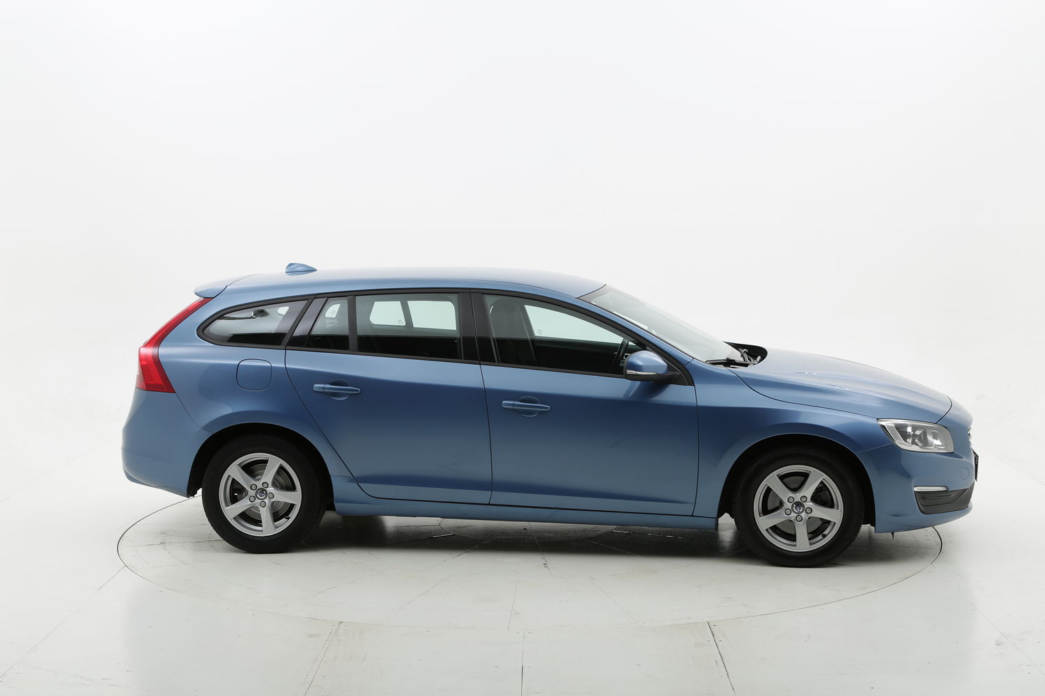 Volvo V60 usata del 2015 con 118.686 km