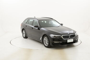 BMW Serie 5 520d Touring Business usata del 2017 con 45.672 km