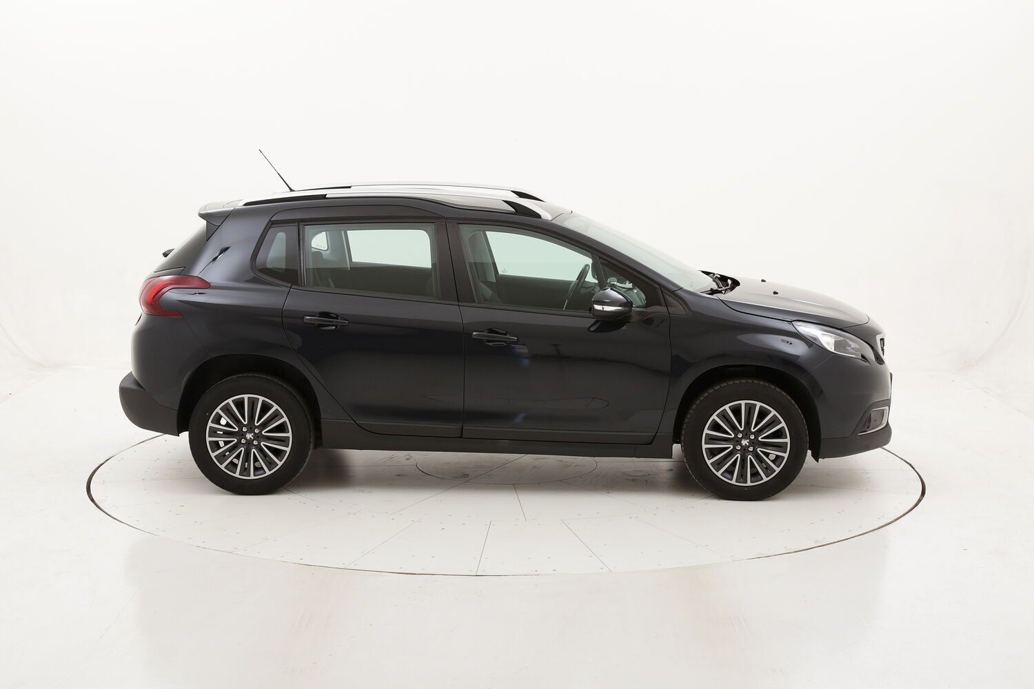 Peugeot 2008 Active usata del 2017 con 77.595 km