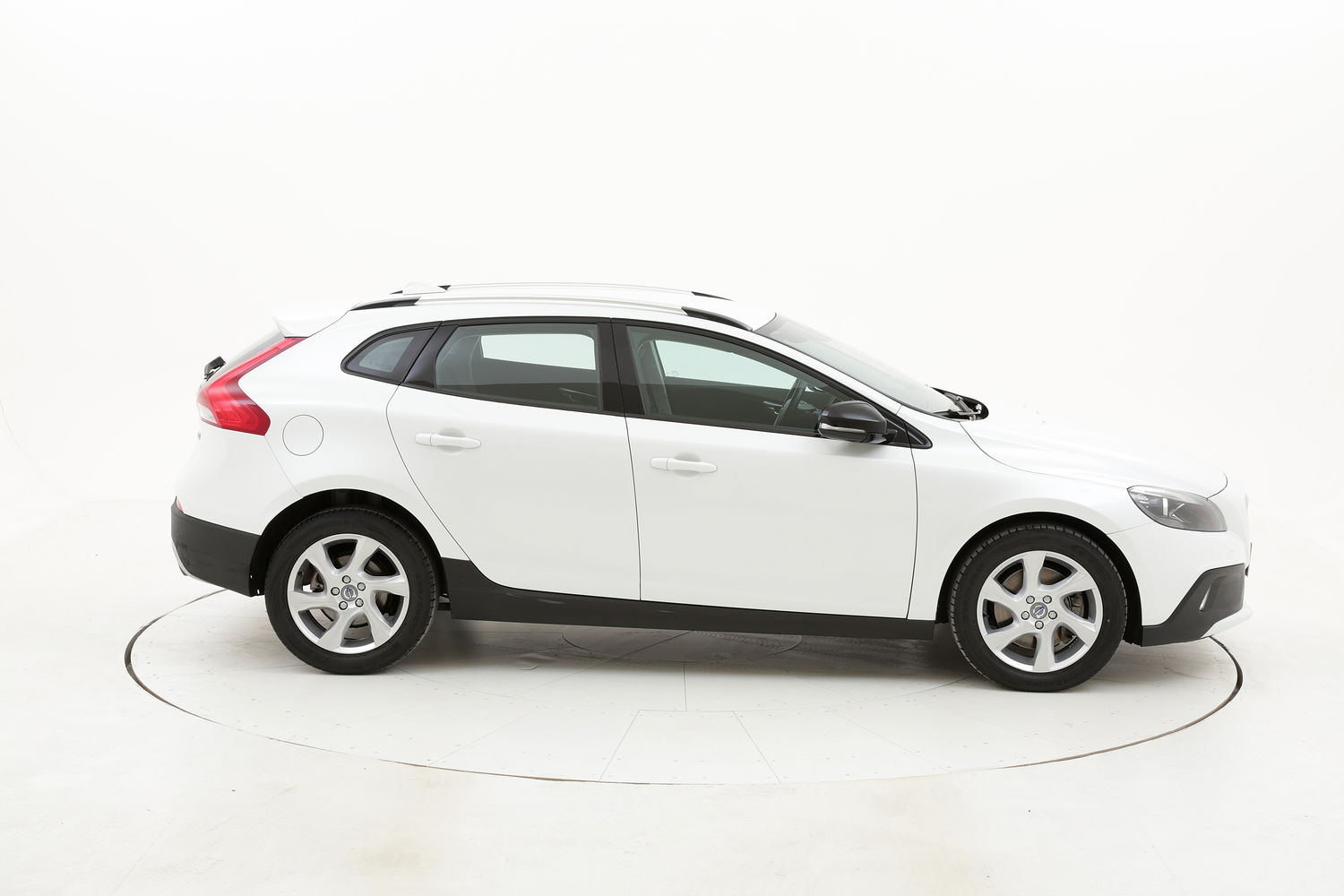Volvo V40 Cross Country usata del 2015 con 110.784 km