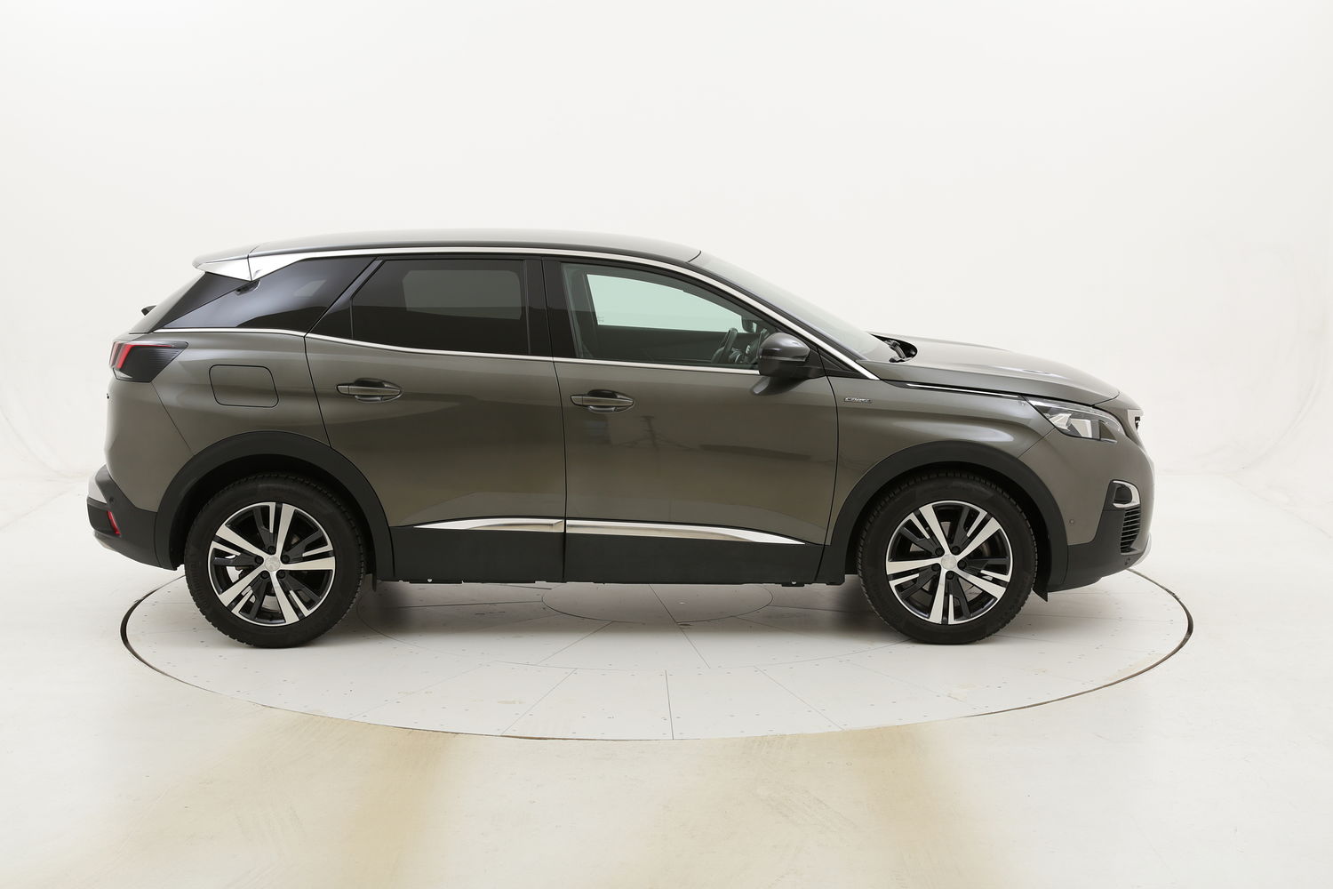 Peugeot 3008 GT Line EAT6 usata del 2017 con 45.408 km