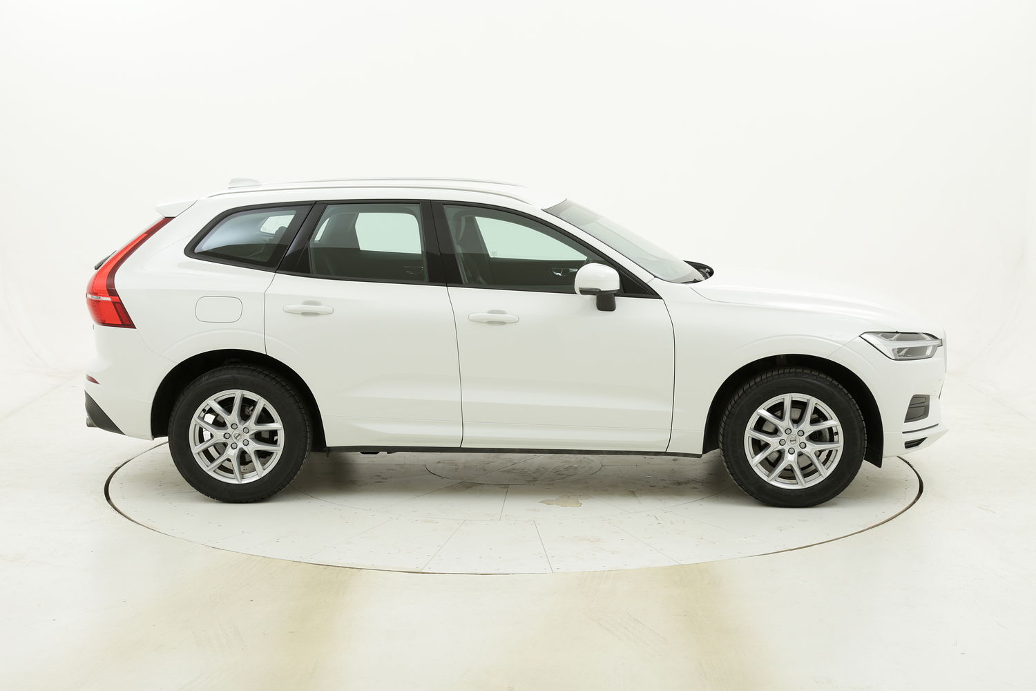 Volvo XC60 D4 Business AWD Geartronic usata del 2018 con 114.209 km