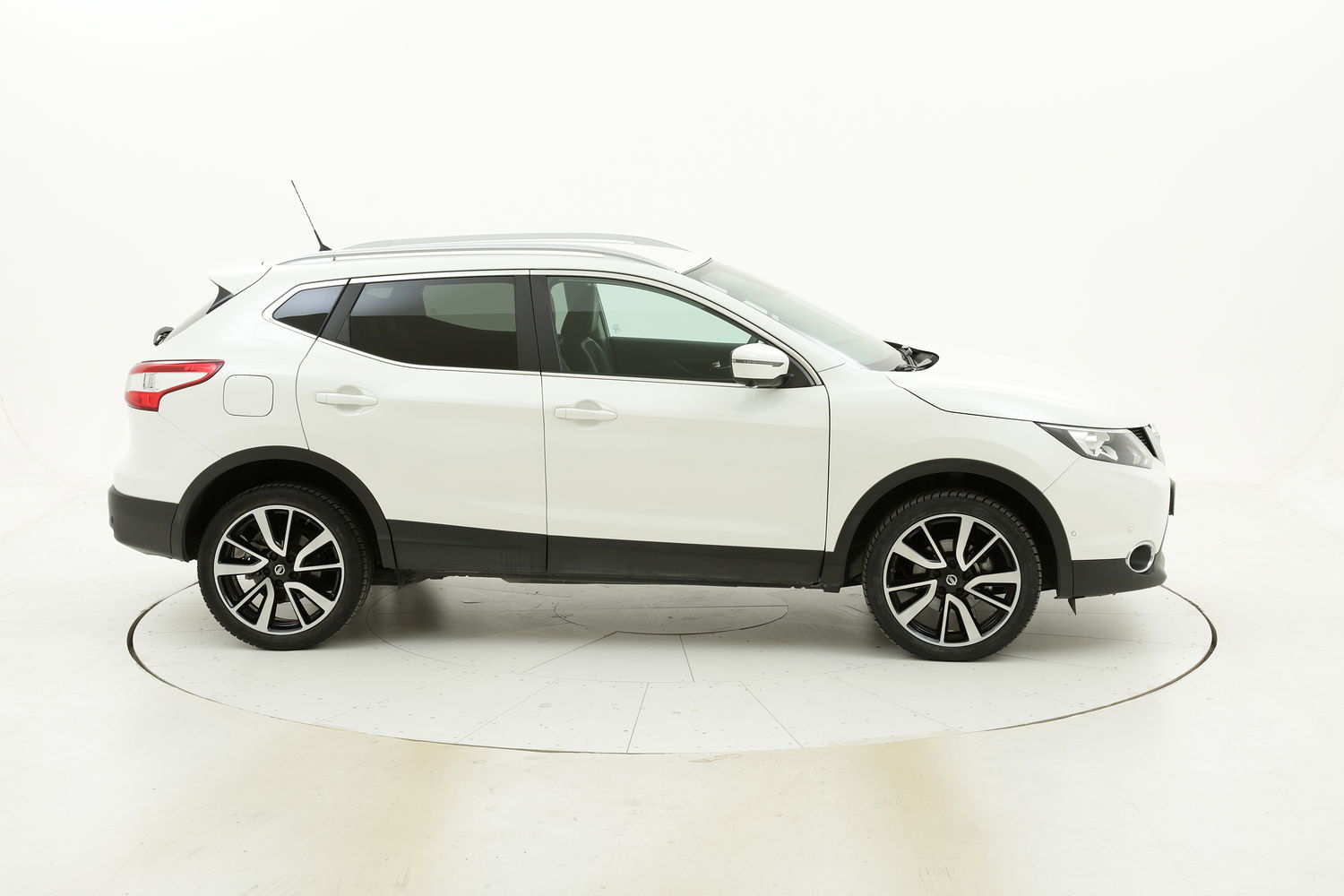 Nissan Qashqai usata del 2015 con 43.005 km