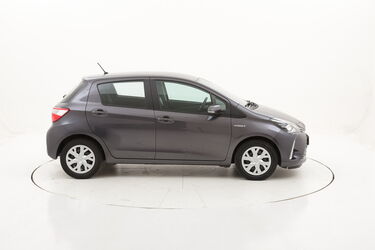 Toyota Yaris Hybrid Business usata del 2018 con 26.056 km
