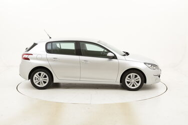 Peugeot 308 Active usata del 2016 con 101.913 km